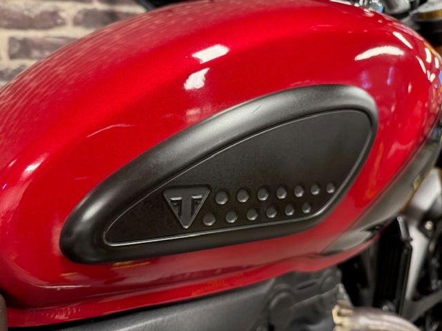 triumph - scrambler-400-x