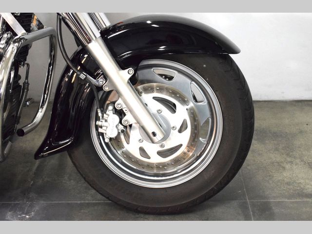 suzuki - vl-1500-lc-intruder