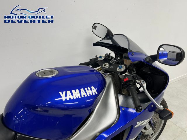 yamaha - yzf-r1