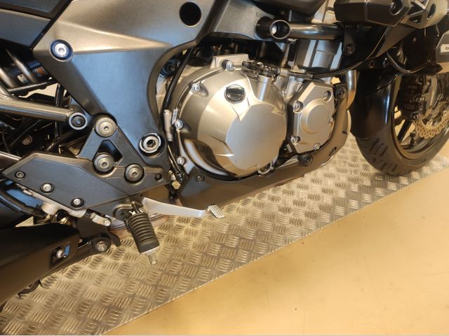 kawasaki - versys-1000-se-grand-tourer