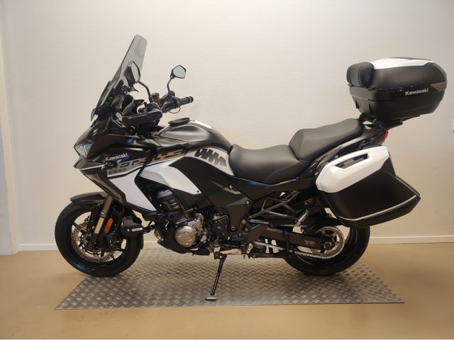 kawasaki - versys-1000-se-grand-tourer