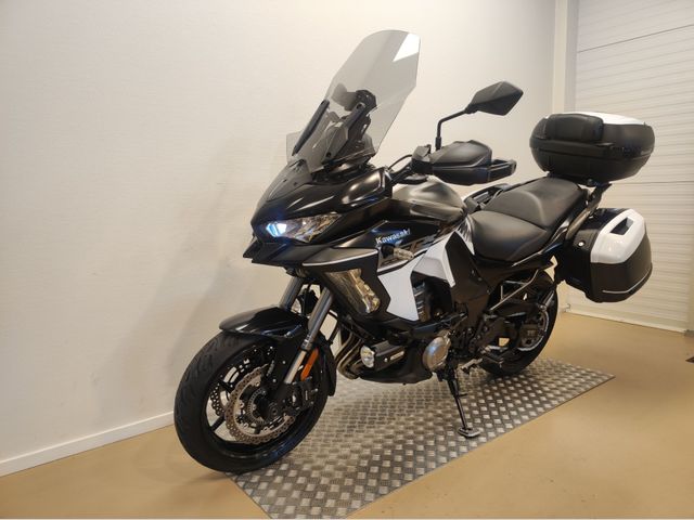 kawasaki - versys-1000-se-grand-tourer