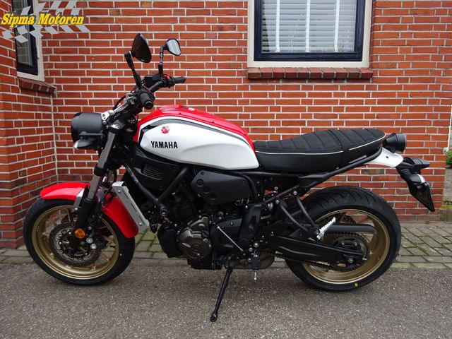 yamaha - xsr-700-abs