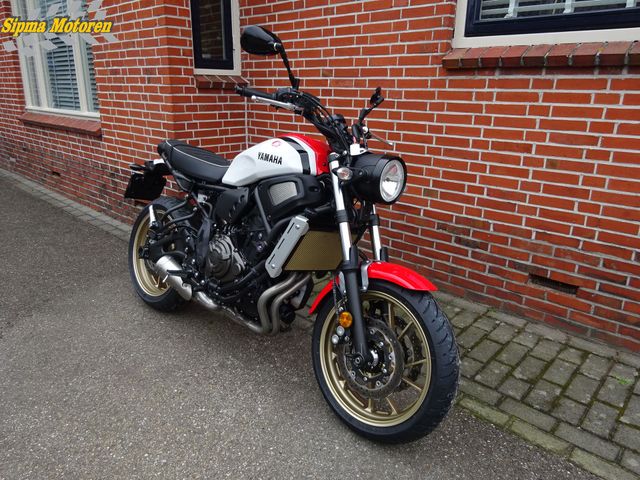 yamaha - xsr-700-abs