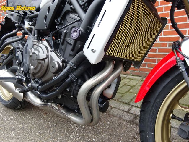 yamaha - xsr-700-abs