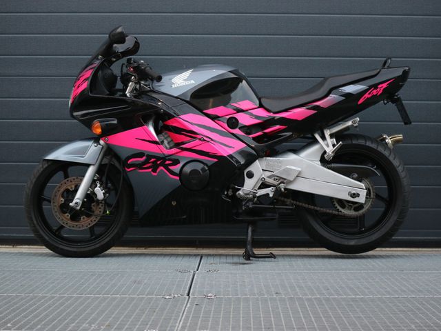 honda - cbr-600-f