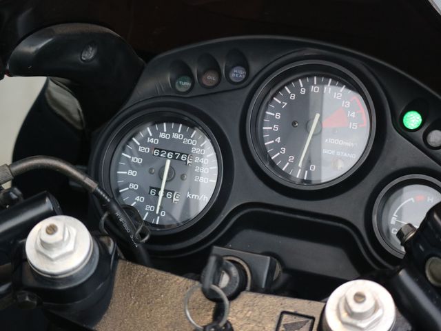 honda - cbr-600-f