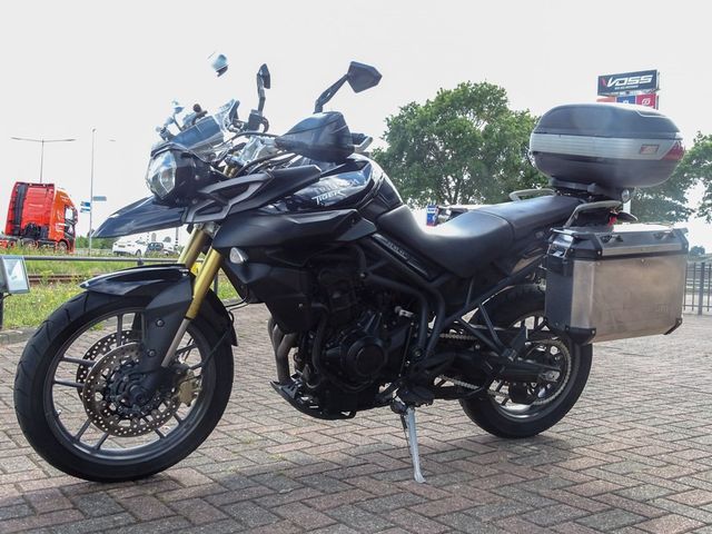triumph - tiger-800