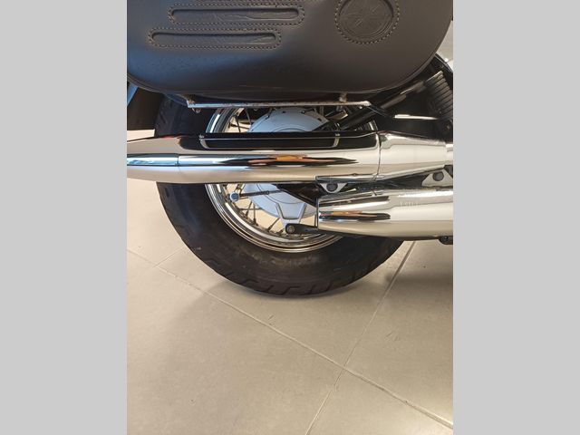 yamaha - xvs-650-a-dragstar-classic