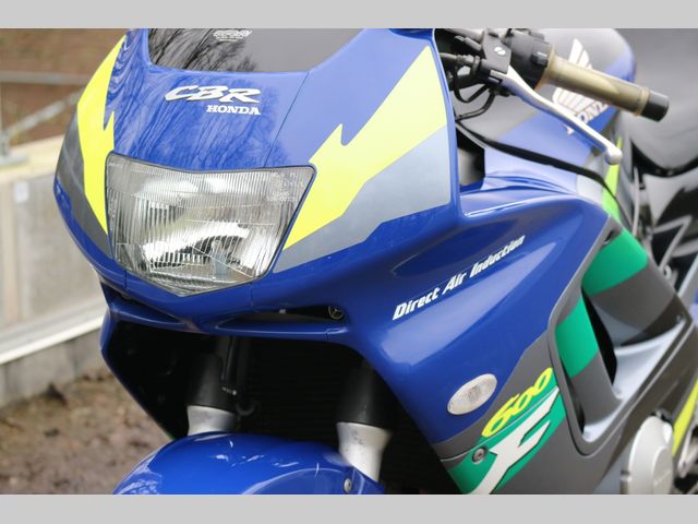 honda - cbr-600-f3