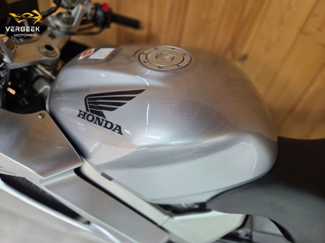 honda - vfr-800-fi-vtec-abs