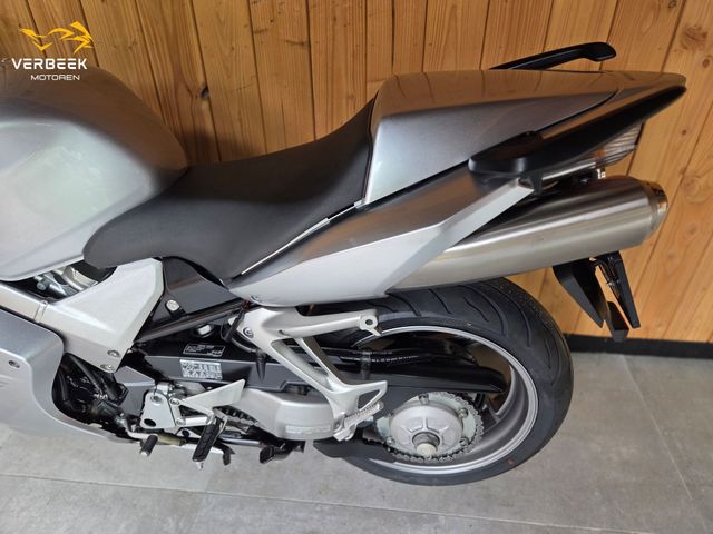honda - vfr-800-fi-vtec-abs