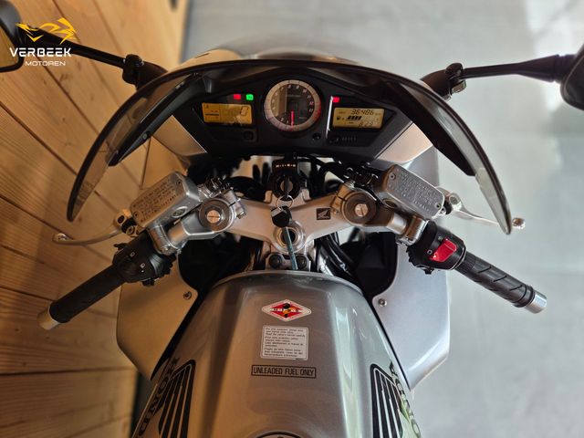 honda - vfr-800-fi-vtec-abs