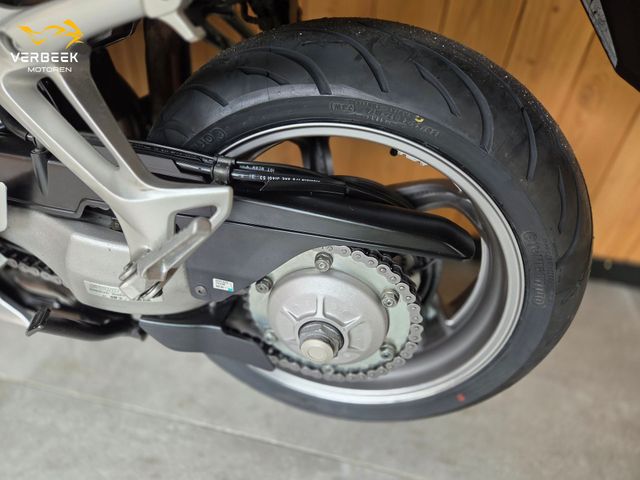 honda - vfr-800-fi-vtec-abs