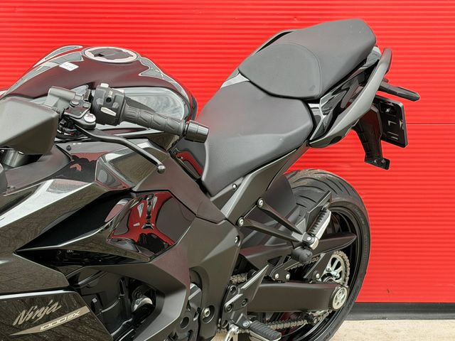 kawasaki - ninja-1000sx