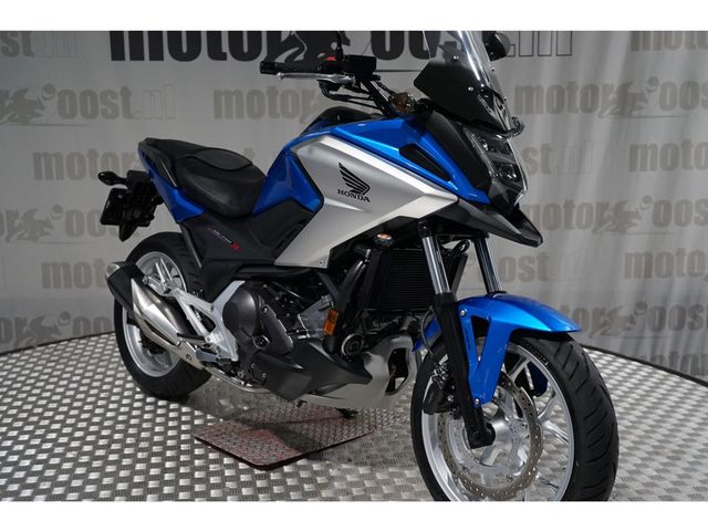 honda - nc-700-x-dct