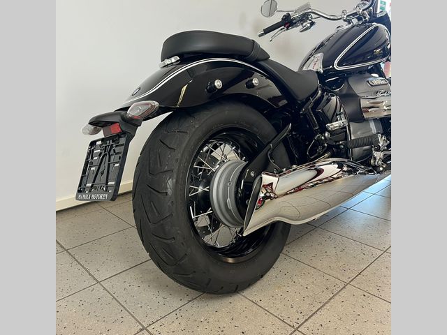 bmw - r-18