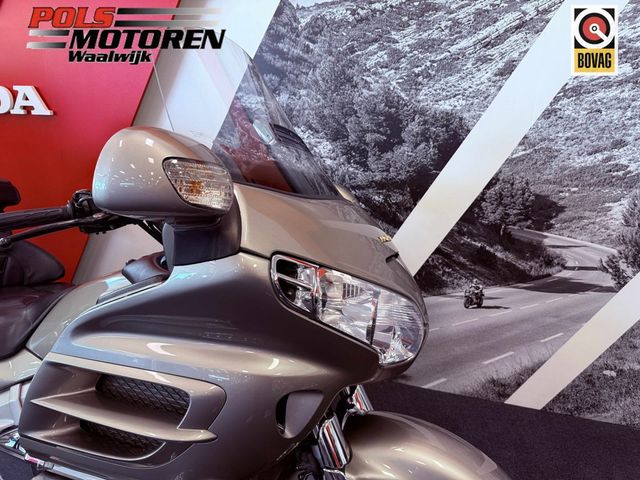 honda - gl-1800-goldwing