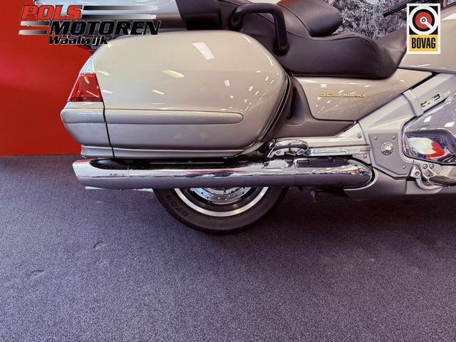 honda - gl-1800-goldwing