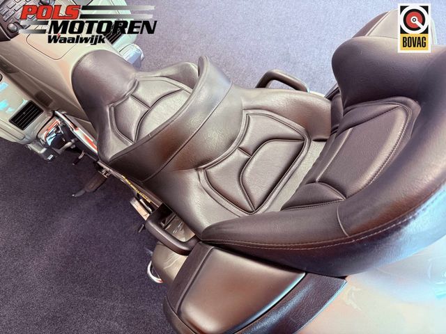 honda - gl-1800-goldwing