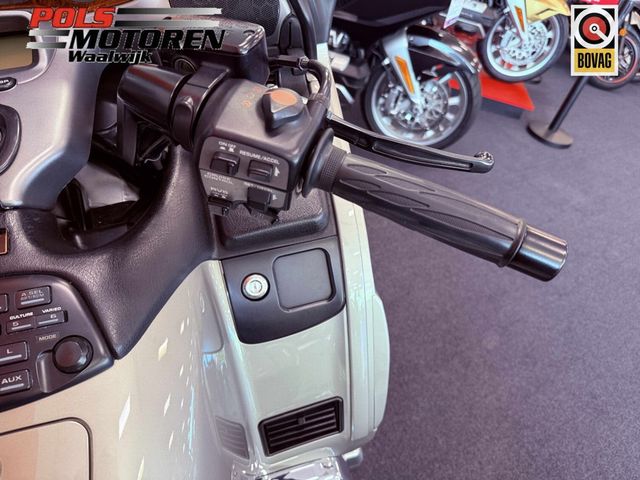 honda - gl-1800-goldwing