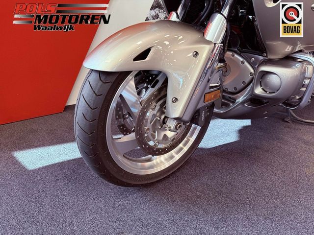honda - gl-1800-goldwing