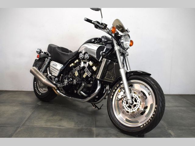 yamaha - vmx-1200-v-max