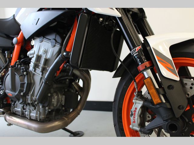 ktm - 890-duke-r