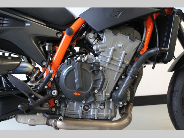 ktm - 890-duke-r