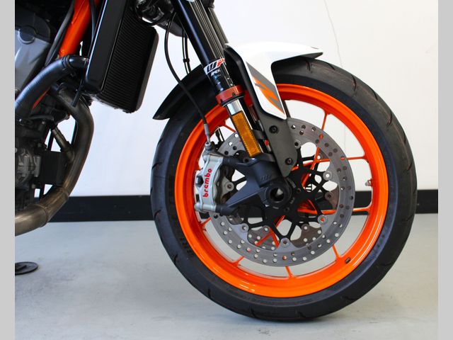 ktm - 890-duke-r