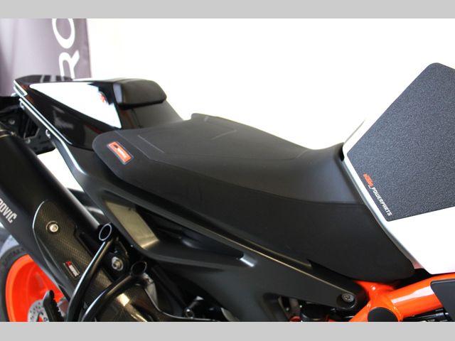 ktm - 890-duke-r