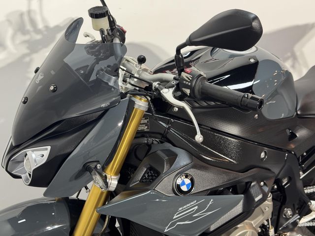 bmw - s-1000-r