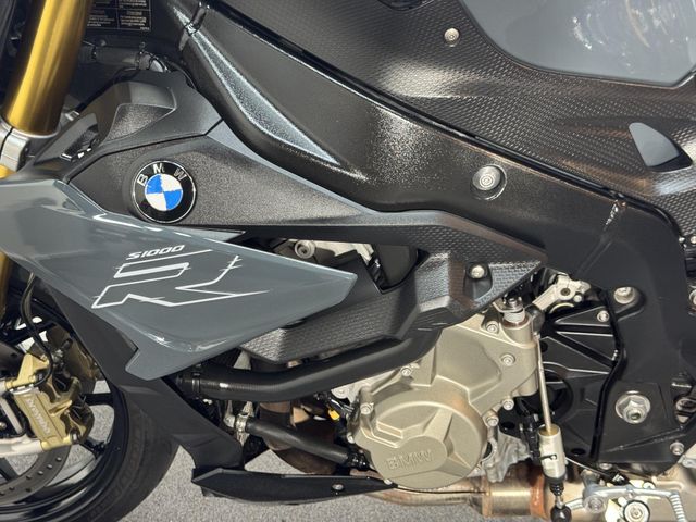 bmw - s-1000-r