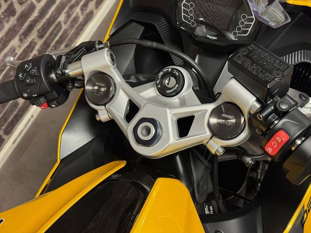 triumph - daytona-660