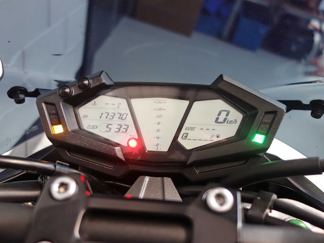 kawasaki - z-800-abs