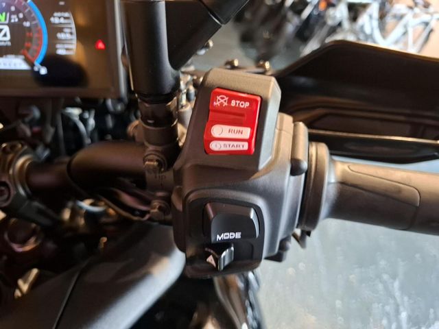 yamaha - tracer-9-gt--