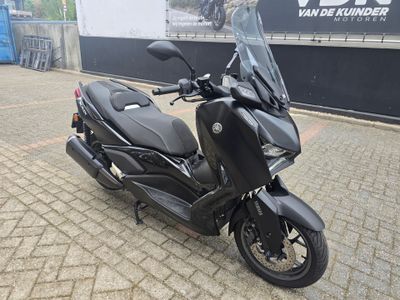 YAMAHA X MAX 300 TECH MAX – foto 2