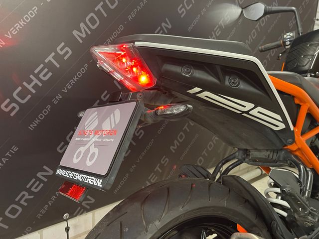 ktm - 125-duke