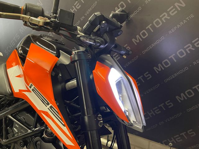 ktm - 125-duke