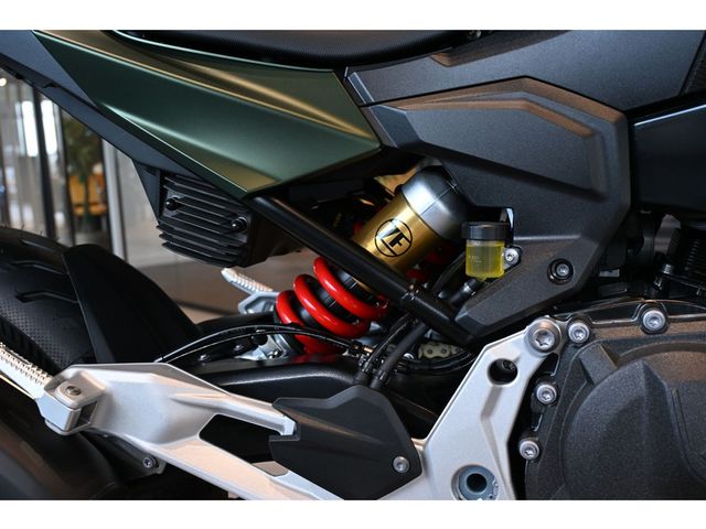 bmw - f-900-r