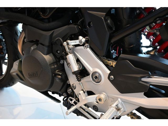 bmw - f-900-r