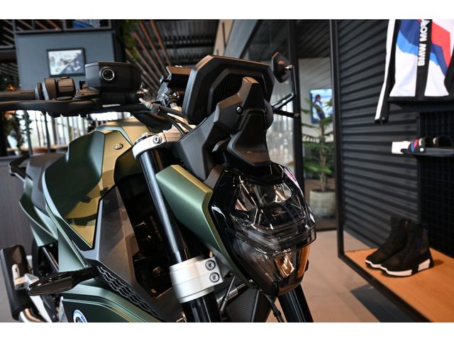 bmw - f-900-r