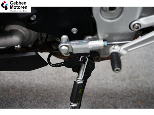aprilia - tuono--v4-1100-factory
