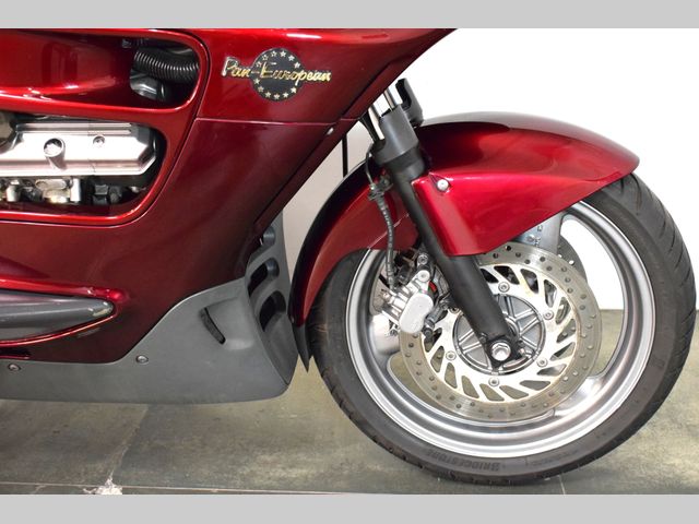 honda - st-1100-pan-european