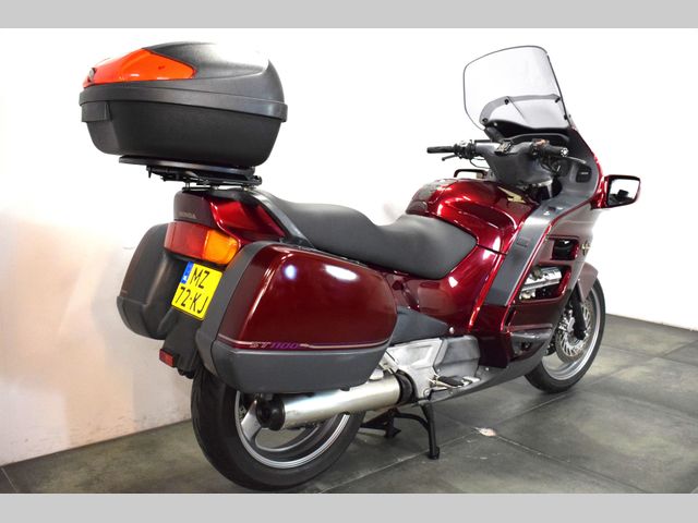 honda - st-1100-pan-european