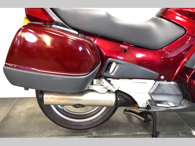 honda - st-1100-pan-european