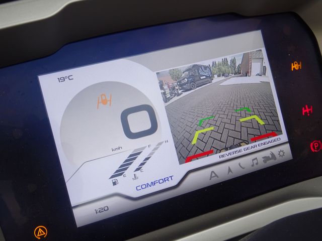 piaggio - mp3-530-hpe-advance-exlusive