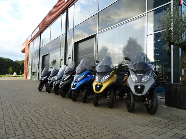 piaggio - mp3-530-hpe-advance-exlusive