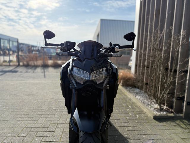 kawasaki - z900