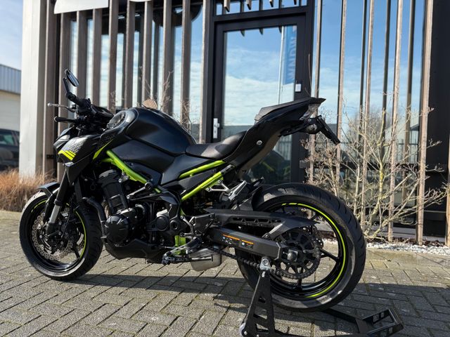 kawasaki - z900